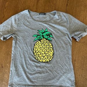 Pineapple T-shirt size XL